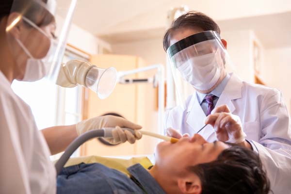 Emergency Dentistry: Potentially Life Threatening Tooth Issues